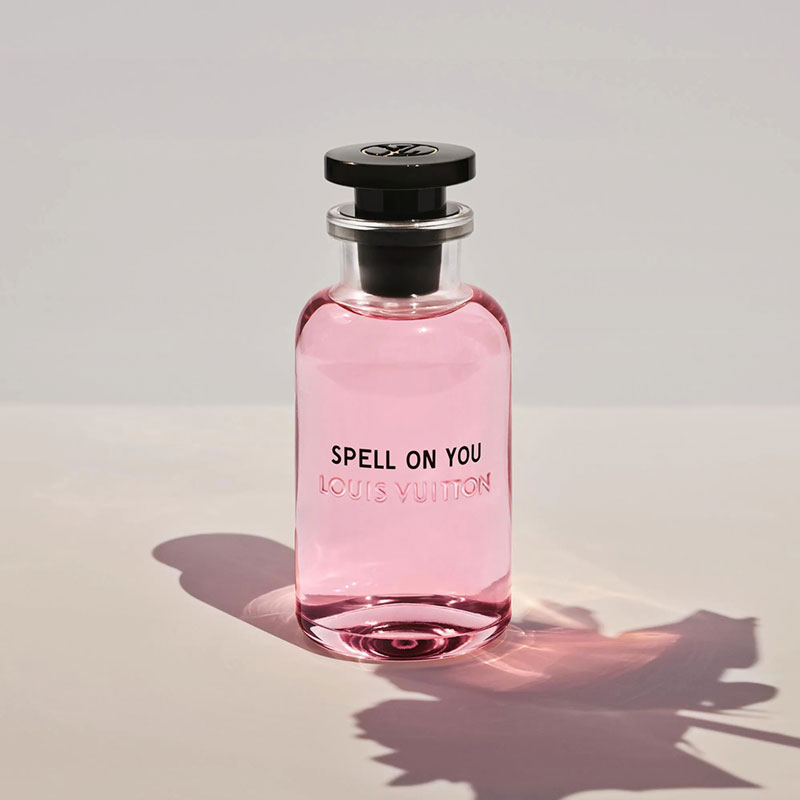 هاردباکس لویی ویتون اسپل آن یو Louis Vuitton Spell On You